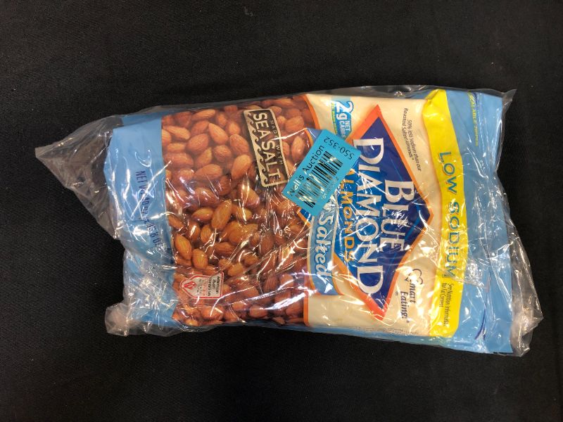 Photo 2 of 1 Pack Blue Diamond Almonds Low Sodium Lightly Salted 40 oz
