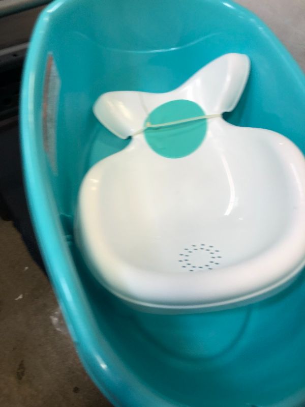 Photo 3 of Fisher-price Whale of A Tub