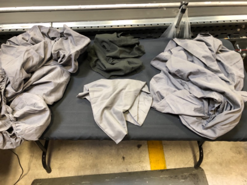 Photo 1 of Bare Home Bedding Set 7 Piece Comforter & Sheet Set - Queen - Goose Down Alternative - Ultra-Soft 1800 Premium - Bedding Set (Queen, Black/Grey)
4PC SET ONLY 