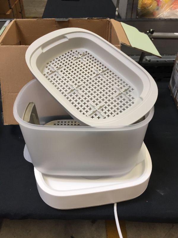 Photo 1 of Tommee Tippee Advanced Steam Electric Sterilizer for Baby Bottles, Kills Viruses* and 99.9% of Bacteria, 5-Minute Sterilization Cycle. Moderate Use, Hair Found on Item. 
