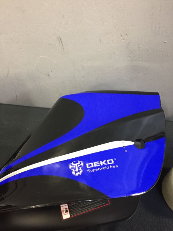 Photo 4 of  DEKO Professional Auto Darkening Welding Helmet Blue & Black MC232
