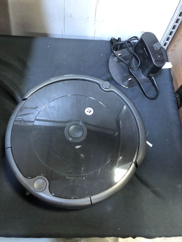 Photo 1 of used / dirty roomba