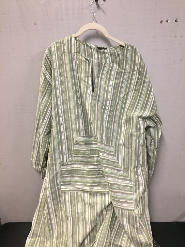 Photo 1 of 2xl green poncho looking dress