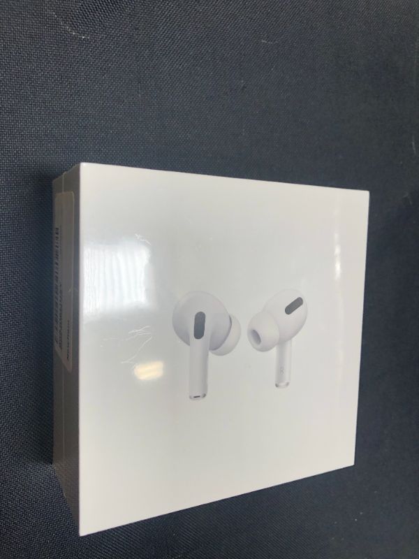 Photo 2 of Apple AirPods Pro
