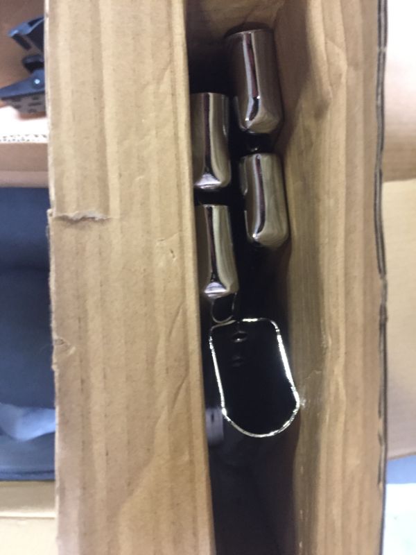 Photo 1 of computer chair 