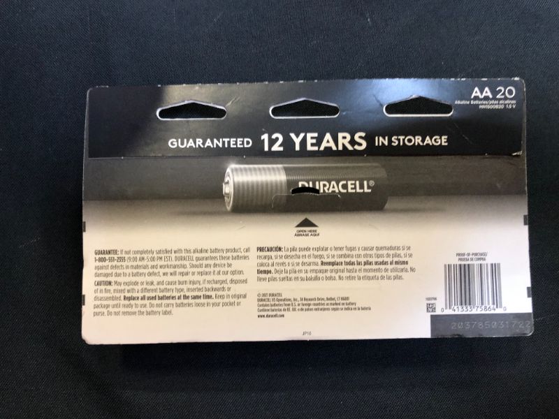 Photo 3 of Duracell - CopperTop AA Alkaline Batteries - Long Lasting, All-Purpose Double A battery for Household and Business - 20 Count

