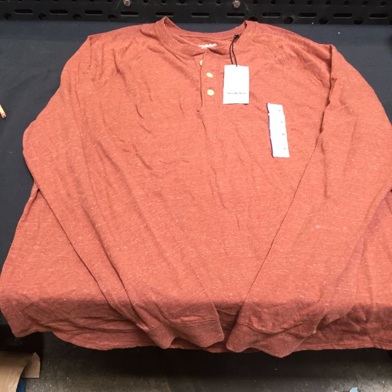 Photo 2 of Men's Long Sleeve Henley Shirt - Goodfellow & Co™---TOP ONLY XXL 
