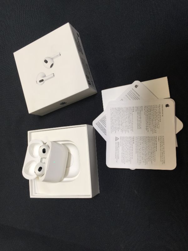 Photo 2 of Apple AirPods (3rd Generation)
