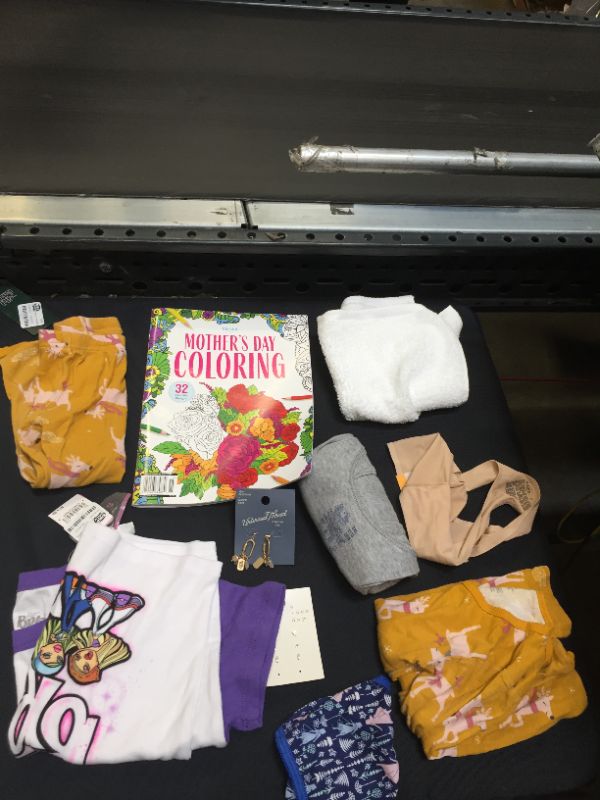Photo 1 of various items 