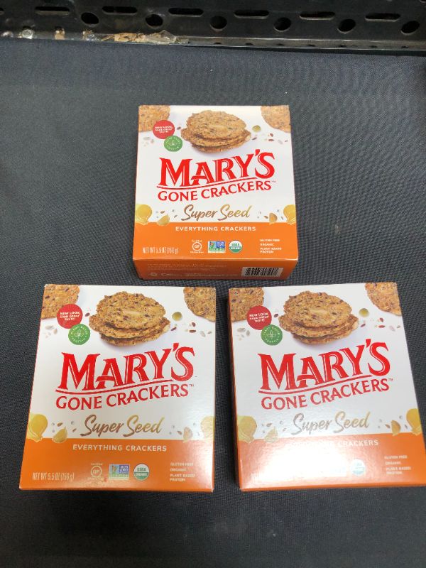 Photo 2 of 3 PCK Mary's Gone Crackers Super Seed Crackers, Organic Plant Based Protein, Gluten Free, Everything, 5.5 Ounce
EXP JULY 2022