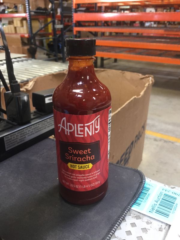 Photo 1 of Aplenty, Sweet Sriracha Hot Sauce, 20.5 oz   BEST BY MAY/19/22
