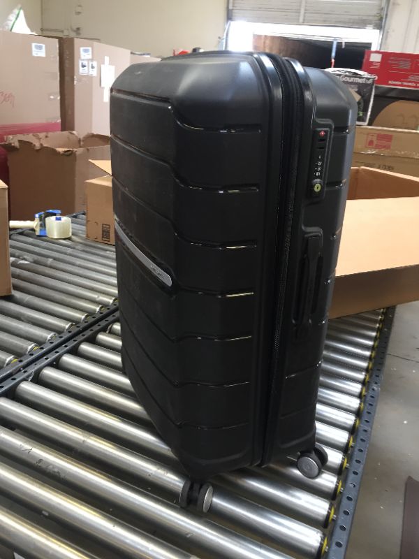 Photo 3 of 28" samsonite hardback luggage 