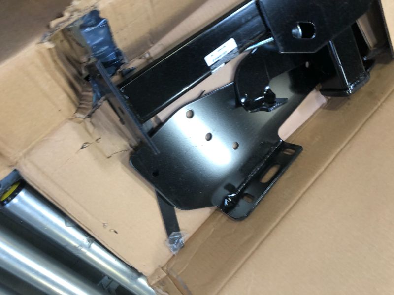 Photo 1 of REESE Towpower Class III Custom Fit Hitch, Chevrolet/Dodge/Ford/GMC Trucks, Model 51016