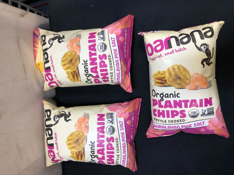 Photo 2 of 3 pack Barnana Organic Plantain Chips, Himalayan Pink Salt, 5 Ounce Bag - Paleo, Vegan, Grain Free Chips EXP--12 Apr-2022
