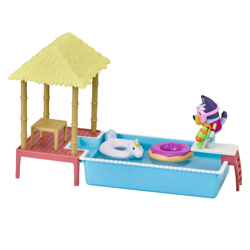 Photo 1 of Bluey Pool Time Playset