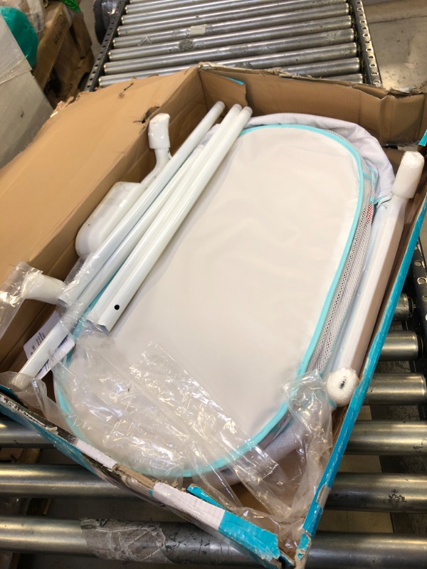 Photo 2 of Fisher-Price Stow 'n Go Bassinet