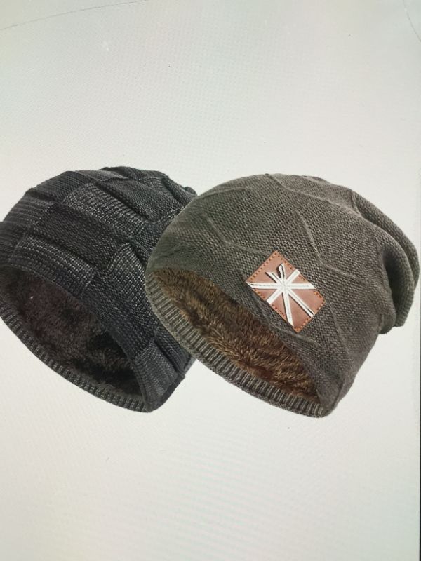 Photo 1 of OUSIPPS 2 PCK WINTER HAT FOR MEN/WOMEN 