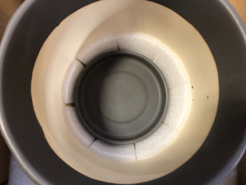 Photo 1 of 4 piece plant pots grey 