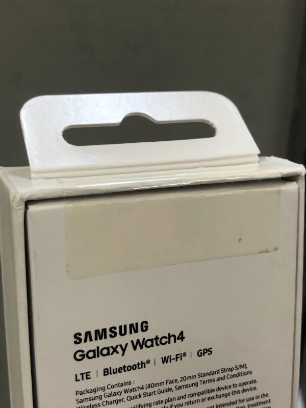 Photo 5 of Samsung Galaxy Watch 4 LTE 40mm Smartwatch - Silver/White

