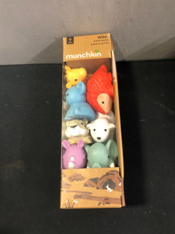 Photo 2 of Munchkin Wild Animal Baby Bath Toy Squirts, 8 Pack