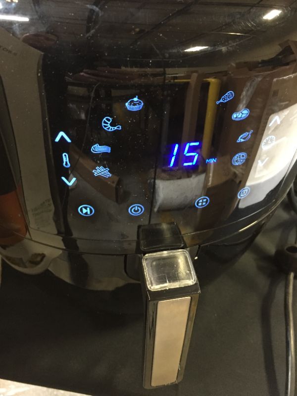 Photo 3 of 8-in-1 5.8 Qt. Black Electric Air Fryer (MINOR USAGE AND FOOD STAINS ON ITEM)