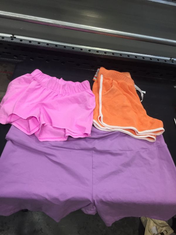 Photo 1 of MISC LOT ITEMS SOLD AS IS: WOMEN SHORTS