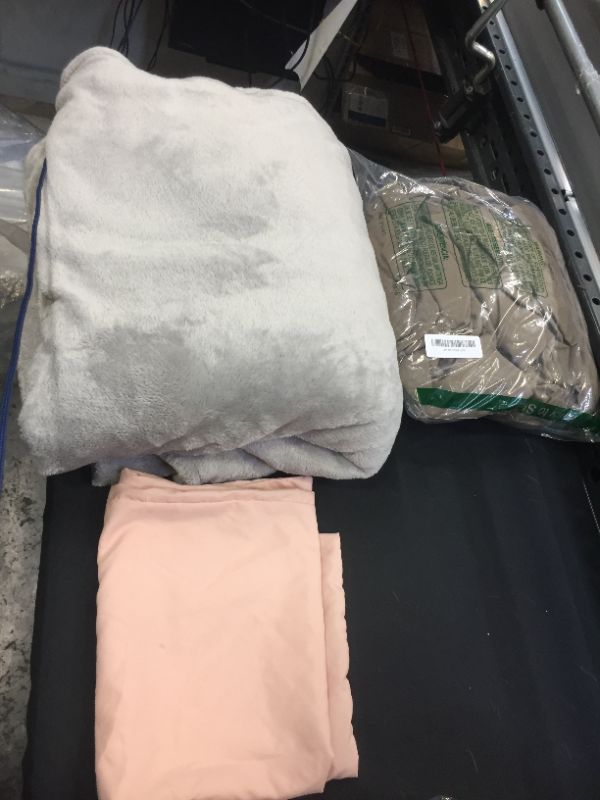 Photo 1 of MISC LOT ITEMS SOLD AS IS: BED SHEET AND THROW