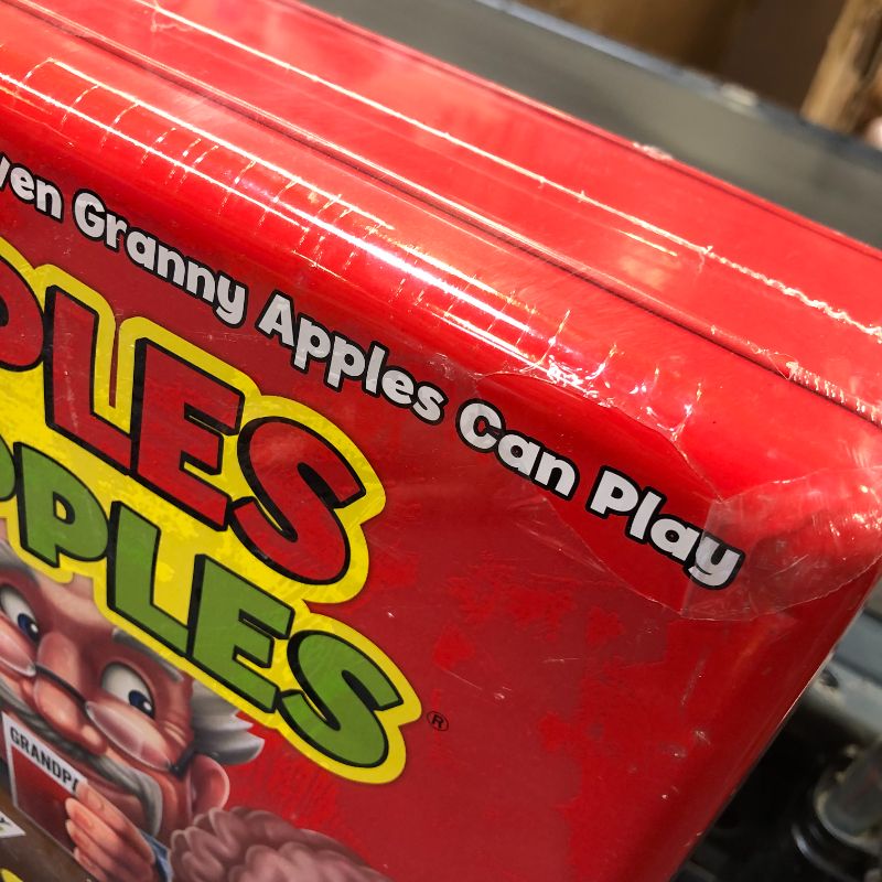 Photo 3 of Apples To Apples Card Game [Amazon Exclusive]