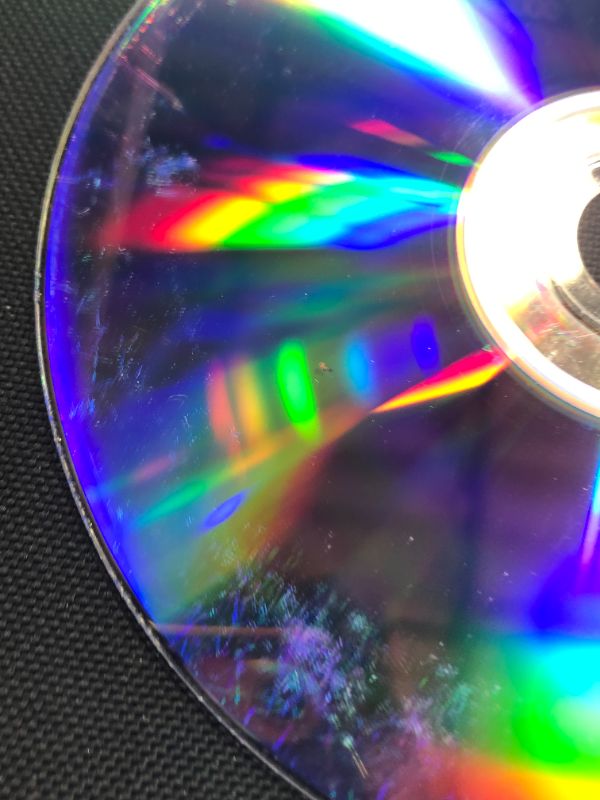 Photo 6 of Horizon Forbidden West Launch Edition - PlayStation 5 - PlayStation 5---DISC IS DIRTY AND HAS MULTIPLE MINOR SCRATHCES ON BACK---UNABLE TO TEST---COVER PICTURE CAME OFF---
