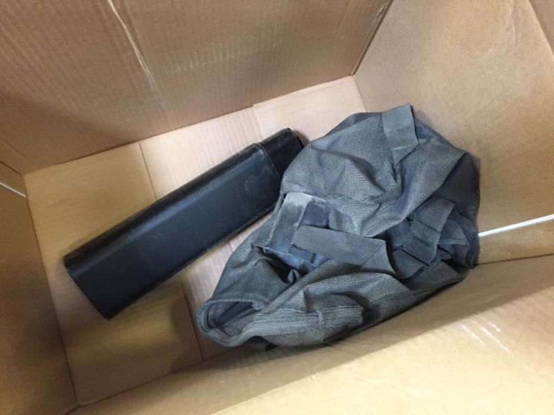 Photo 1 of Black & Decker BV3100 12 Amp Blower/Vacuum/Mulcher