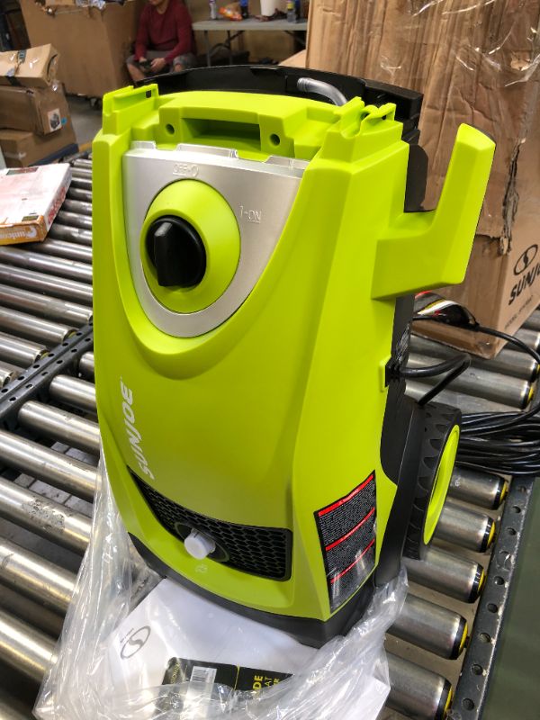 Photo 1 of Sun Joe SPX3000 Electric Pressure Washer 2030 Psi Max 1.76 Gpm 14.5-Amp