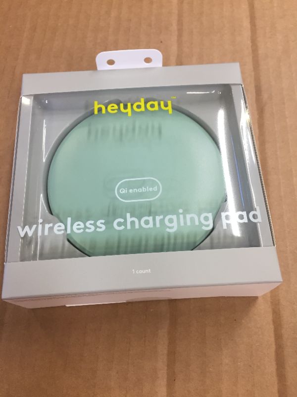 Photo 2 of heyday Qi Wireless 5W Charging Puck - River Green PACK OF 6