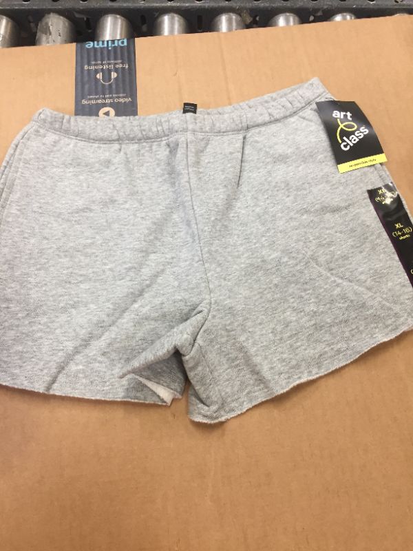 Photo 2 of Kids' Fleece Raw Edge Lounge Shorts - art class Heather Gray XL 3 Pack