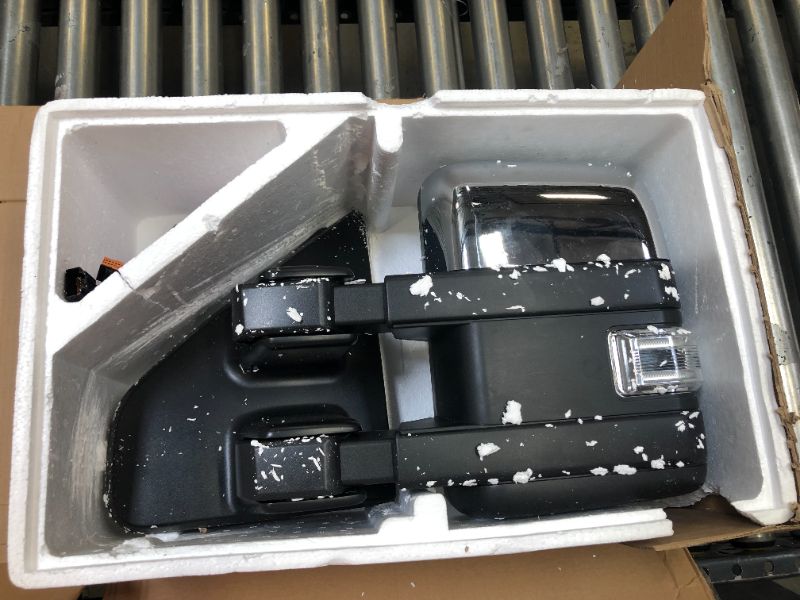 Photo 1 of 1022 towing mirrors left side for unknown make and model 