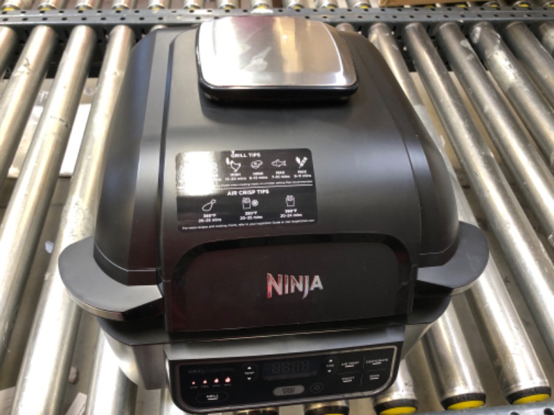 Photo 4 of Ninja AG301 Foodi 5-in-1 Indoor Grill with Air Fry, Roast, Bake & Dehydrate, Black/Silver
