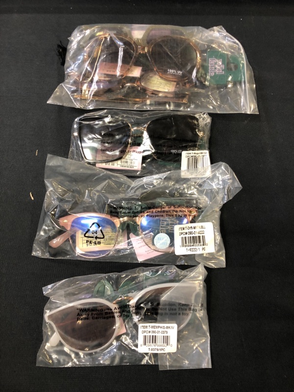 Photo 1 of VARIOUS WOMENS SUNGLASSES - VARIOUS DESIGNS - SOLD AS IS 