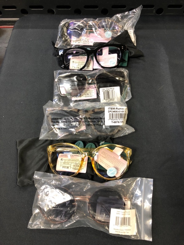 Photo 1 of VARIOUS WOMENS SUNGLASSES - VARIOUS DESIGNS - SOLD AS IS 