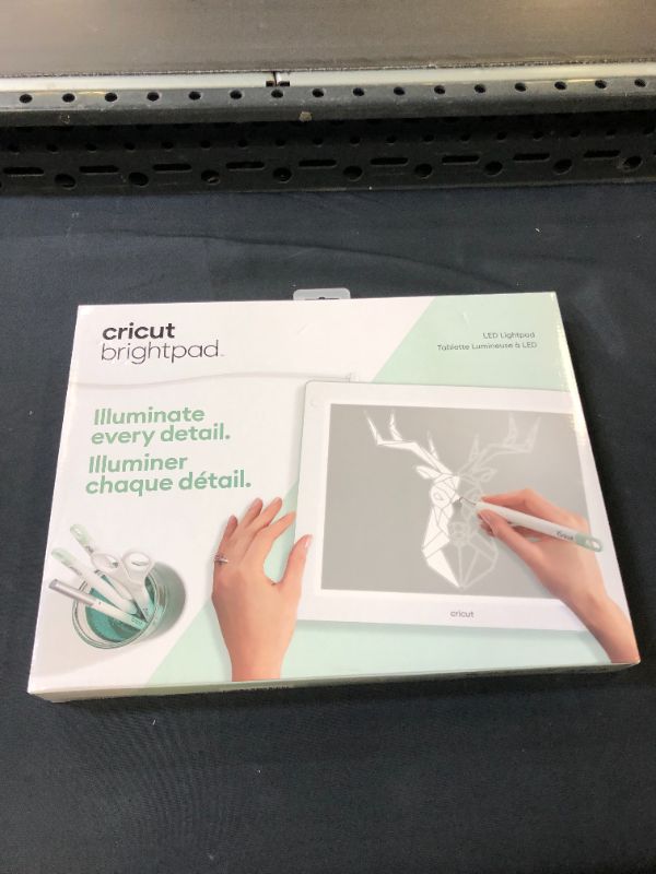 Photo 2 of Cricut BrightPad, Green
