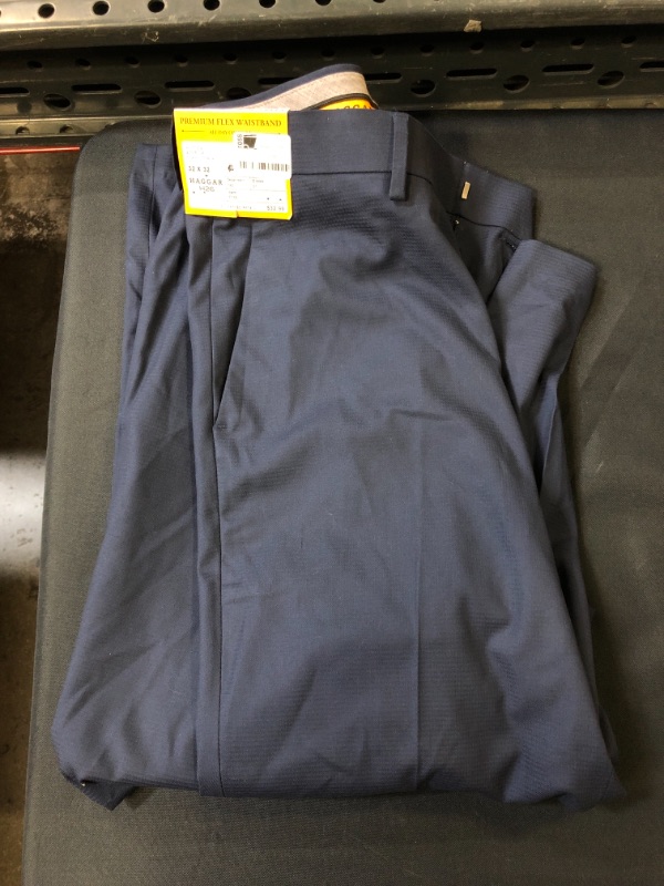 Photo 2 of Haggar H26 Men's Tailored Fit Premium Stretch Suit Pants - SIZE 32 X 32 

