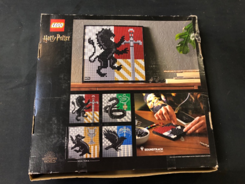 Photo 5 of LEGO Art Harry Potter Hogwarts Crests 31201 Building Kit; Perfect for Adults Who Love Hobbies and Collectibles, New 2021 (4,249 Pieces) COMPLETE SET, MAJOR BOX DAMAGE