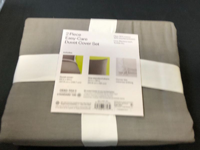 Photo 2 of  Duvet Cover & Sham Set - Room Essentials TWIN XL 