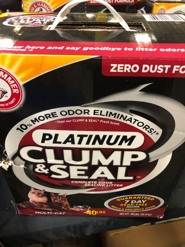 Photo 2 of Arm & Hammer Clump & Seal Platinum Litter, Multi-Cat, 40 Lbs