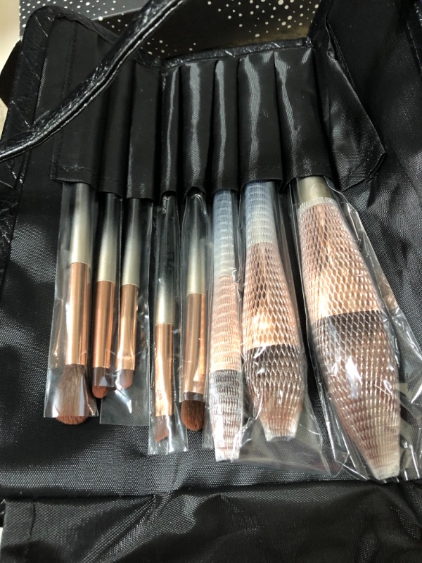 Photo 2 of ALIMICE Makeup Brush Set