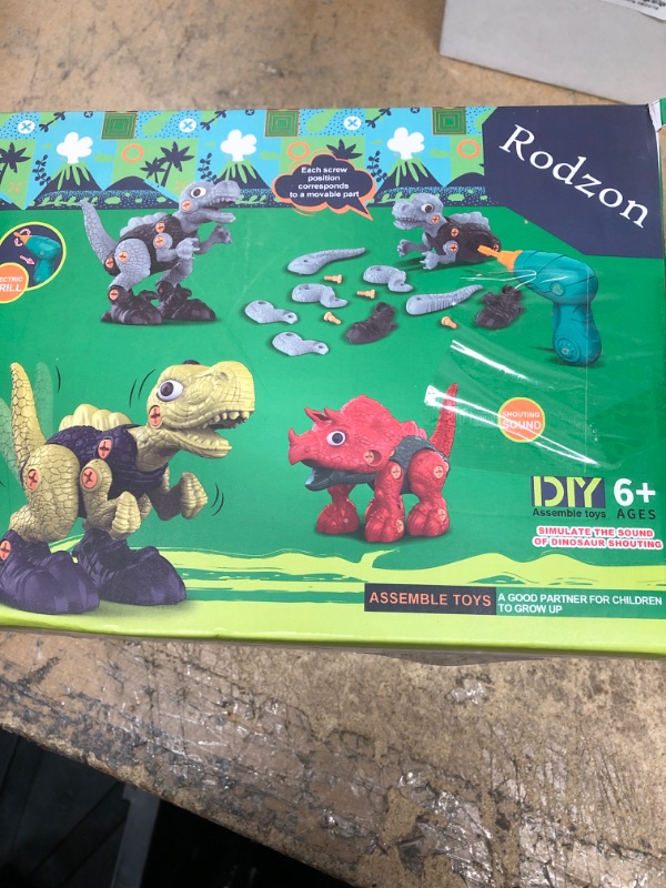 Photo 3 of DINOSAUR TOYS TAKE APART 