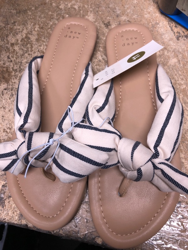 Photo 2 of Women's Adley Bow Flip Flop Sandals - a New Day™
SIZE11