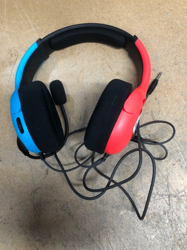 Photo 1 of PDP LVL40 Wired Stereo Gaming Headset - Nintendo Switch