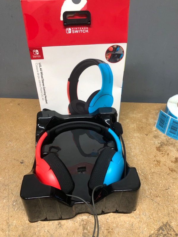 Photo 1 of PDP LVL40 Wired Stereo Gaming Headset - Nintendo Switch