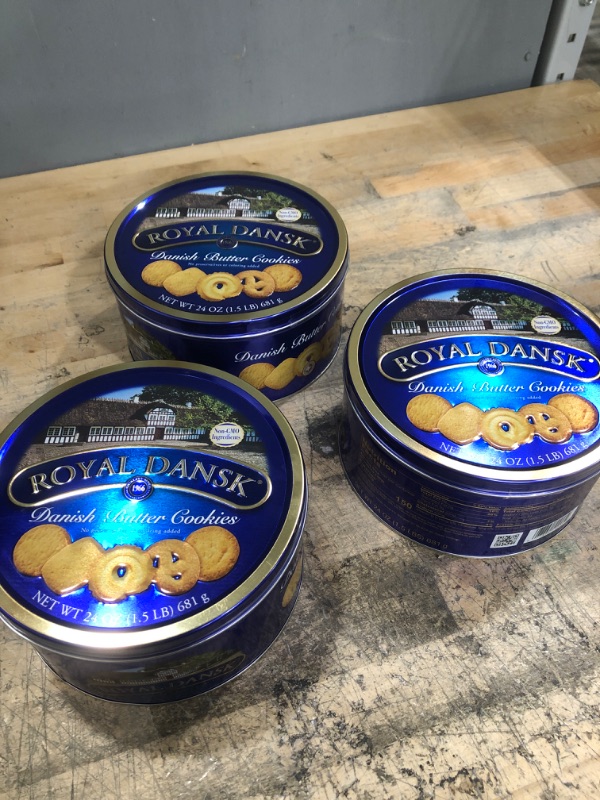 Photo 2 of (X3) Royal Dansk Danish Cookies Tin, butter, 24 Ounce
EX: 12/6/2023