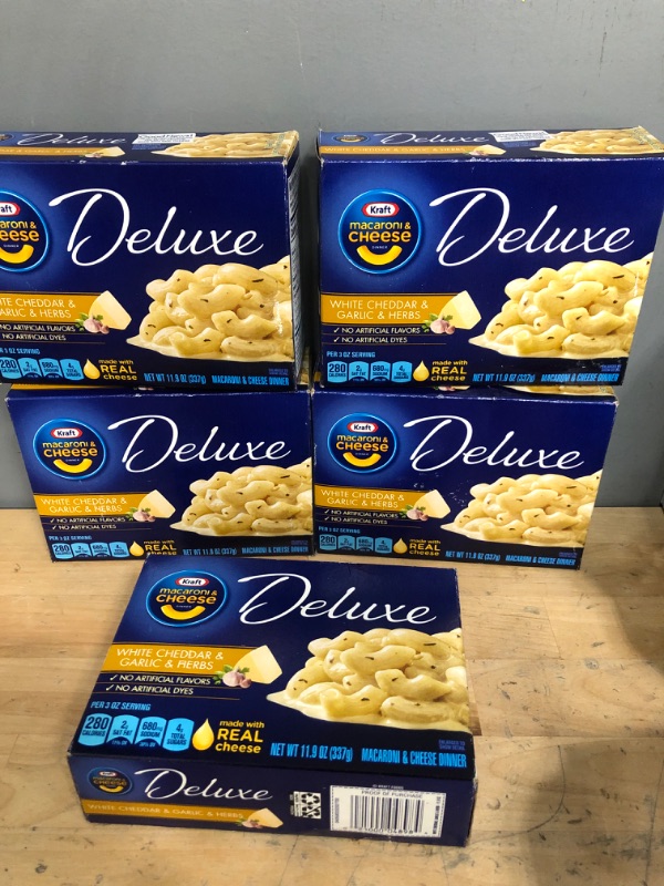 Photo 2 of (X5) Kraft Deluxe White Cheddar & Garlic & Herbs Macaroni & Cheese Dinner, 11.9 oz Box
EX: 09/27/2022