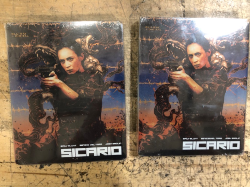 Photo 2 of (X2) Sicario (Target Exclusive SteelBook)(Blu-ray + Digital)
